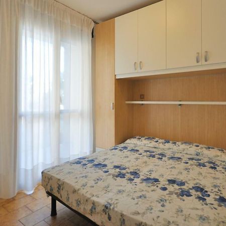Condominio Pleione Бибионе Экстерьер фото