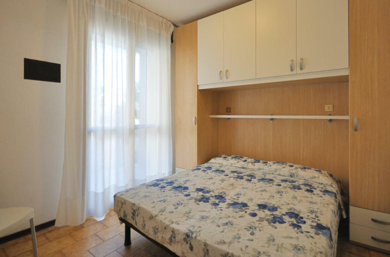 Condominio Pleione Бибионе Экстерьер фото
